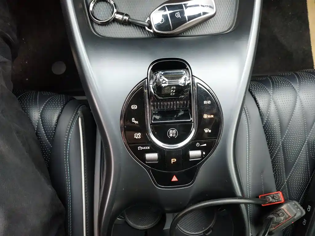 BYD Seal — фото 14
