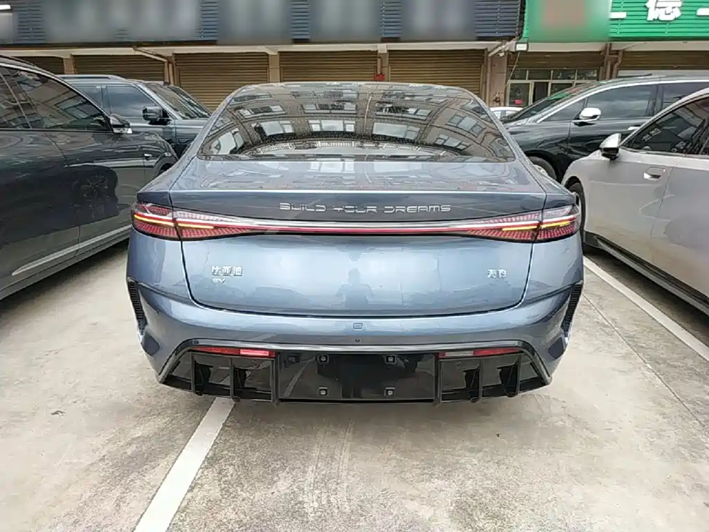 BYD Seal — фото 6