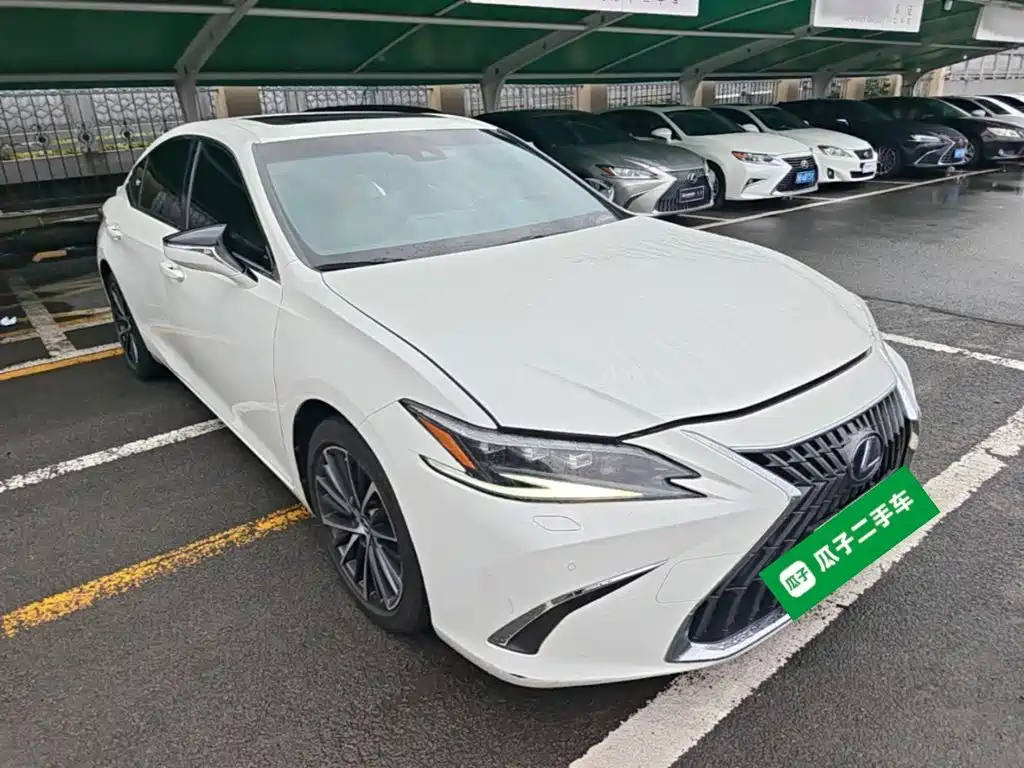 Lexus ES — фото 3