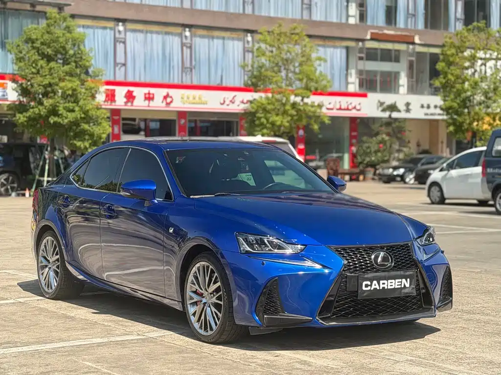 Lexus IS — фото 3