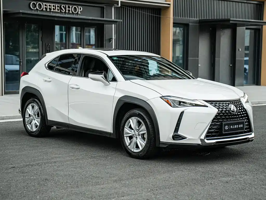Lexus UX — фото 3