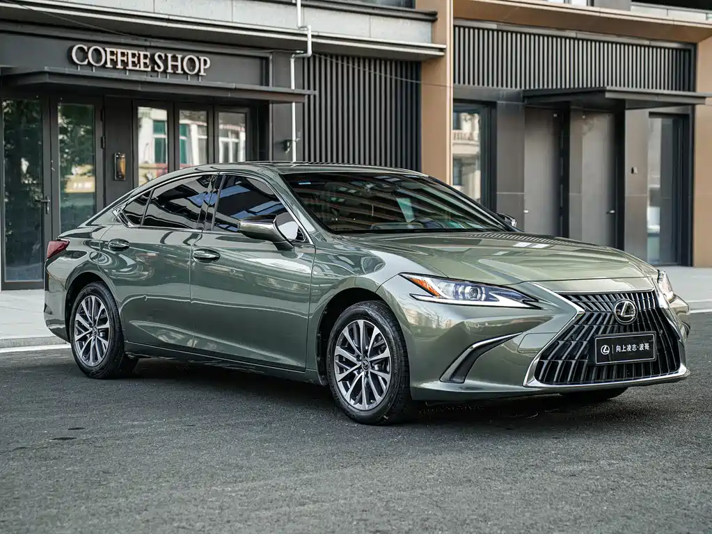 Lexus ES — фото 2