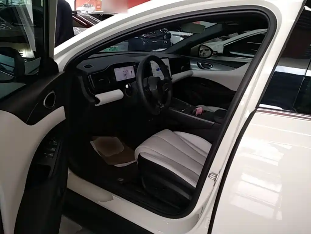 BYD Seal 06 — фото 15