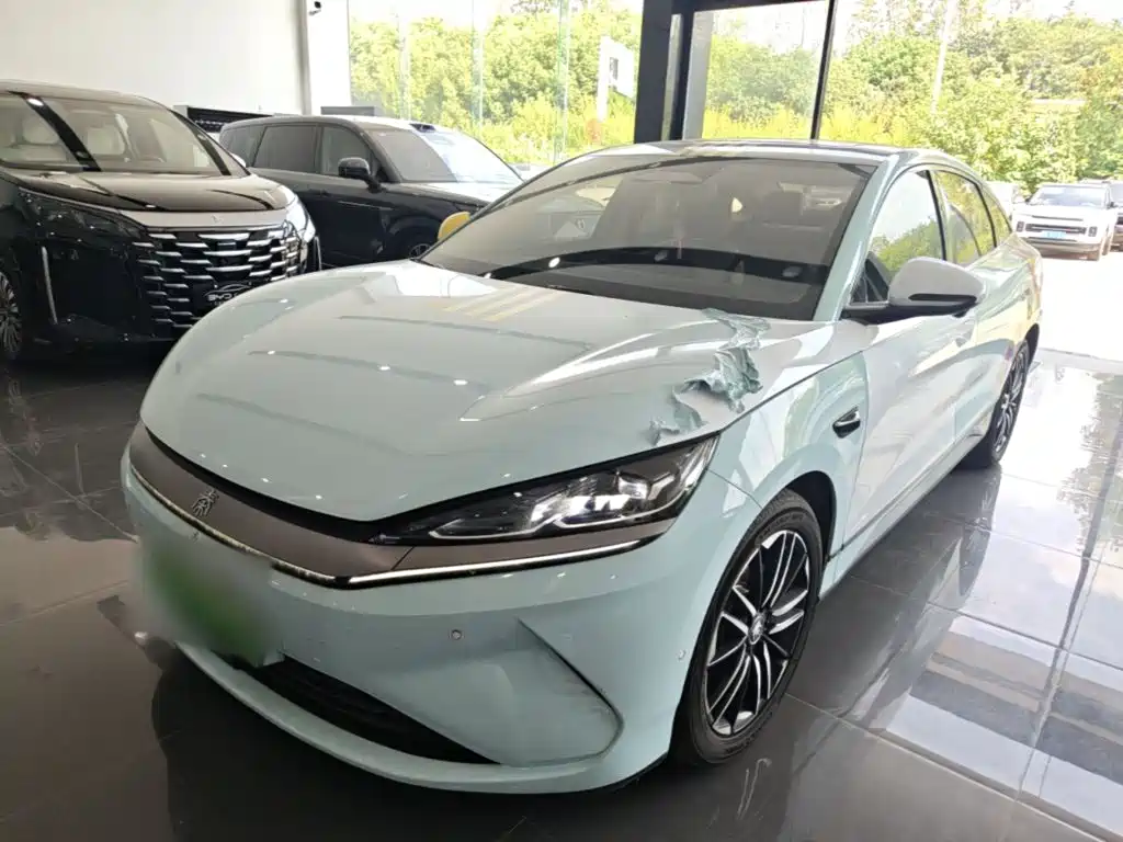 BYD Qin L — фото 2