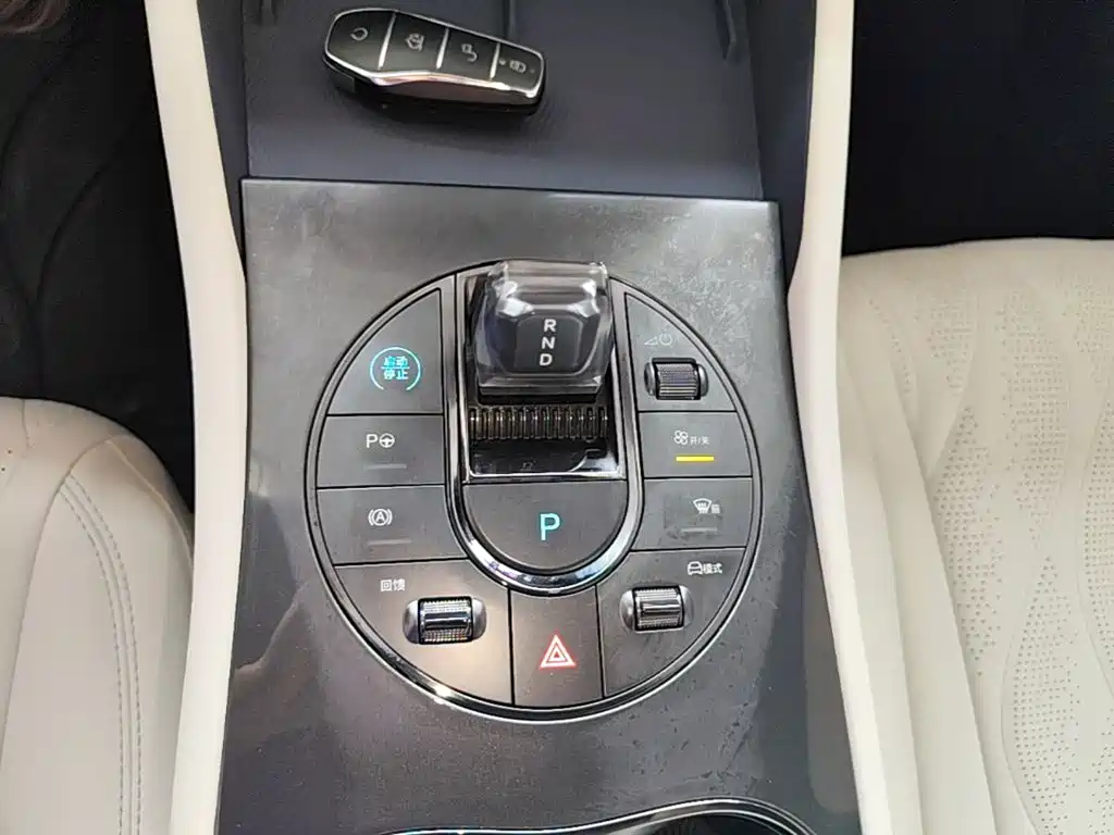 BYD Seal 06GT — фото 14