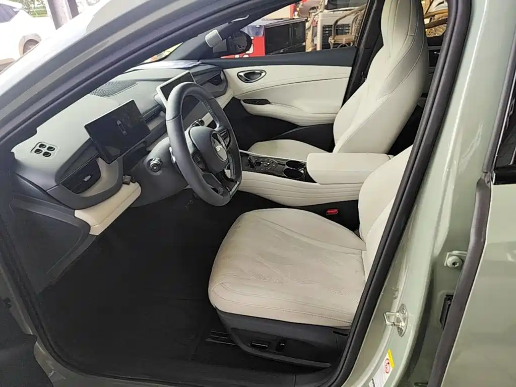 BYD Seal 06GT — фото 15