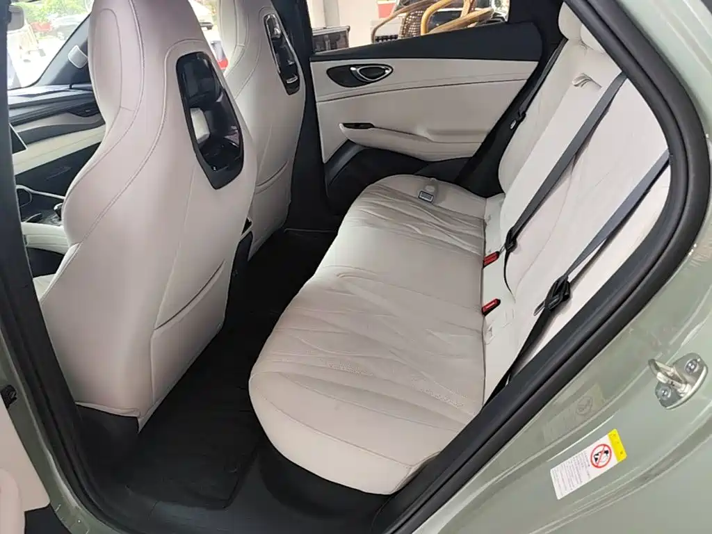 BYD Seal 06GT — фото 17