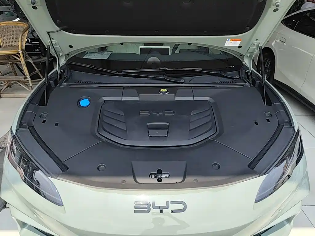 BYD Seal 06GT — фото 20