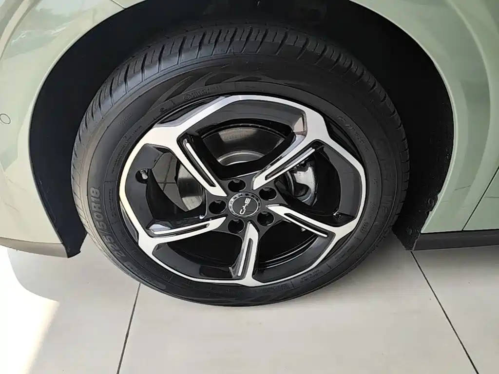 BYD Seal 06GT — фото 23