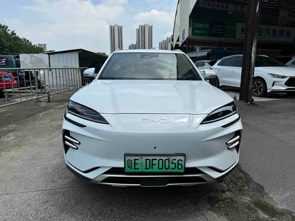 BYD PLUS New Energy — фото 2
