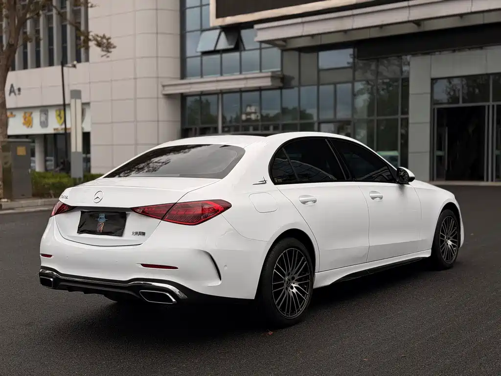 Mercedes-Benz C-Class — фото 13