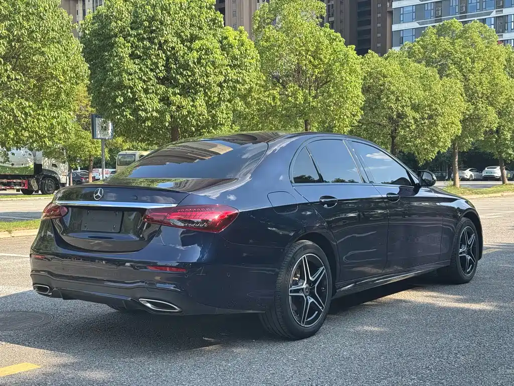 Mercedes-Benz E-Class (Import) — фото 4