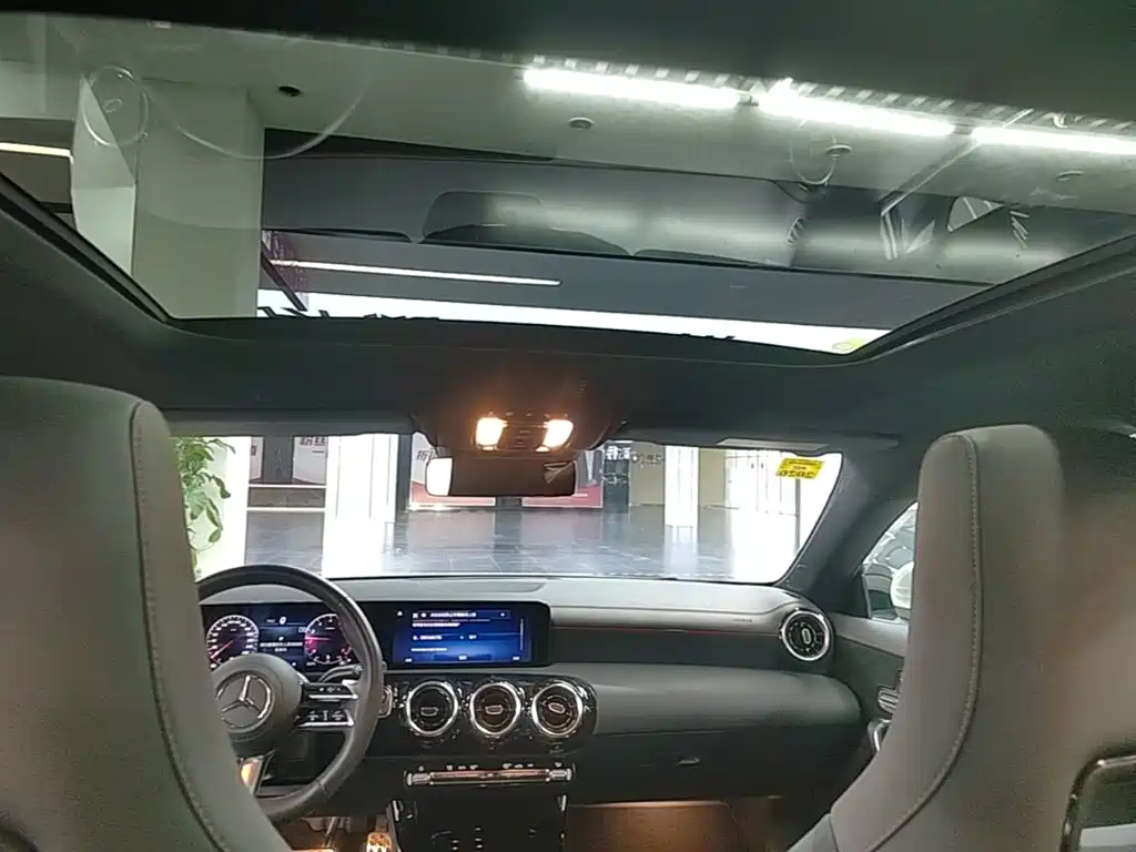 Mercedes-Benz CLA (Import) — фото 17
