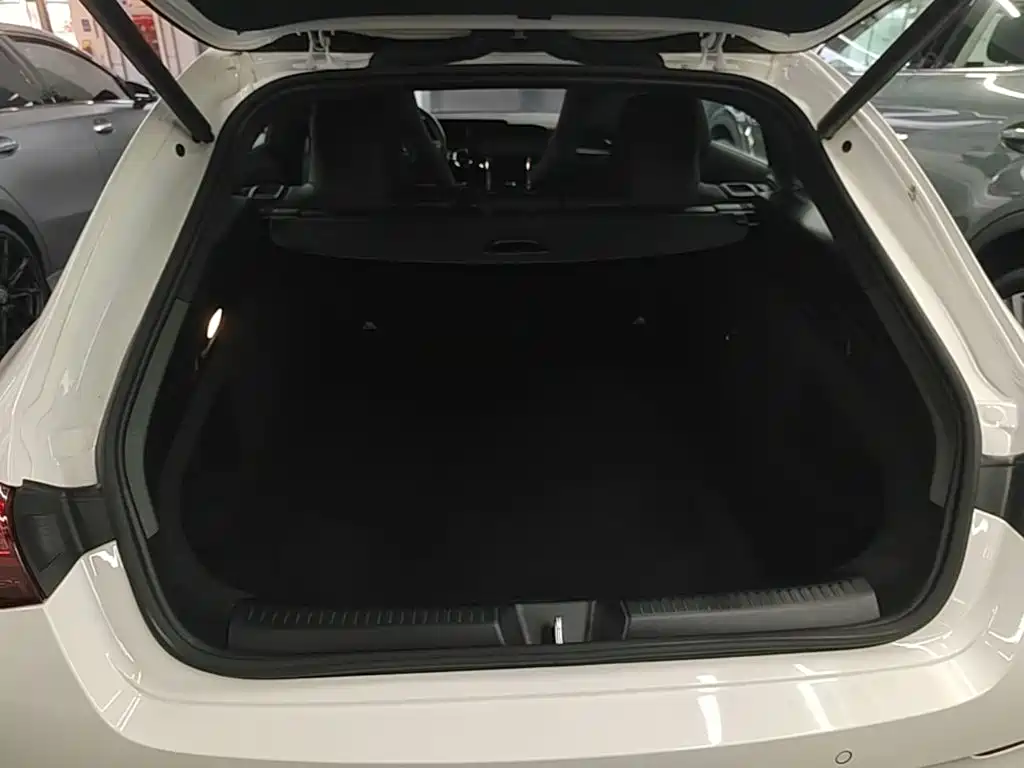 Mercedes-Benz CLA (Import) — фото 18