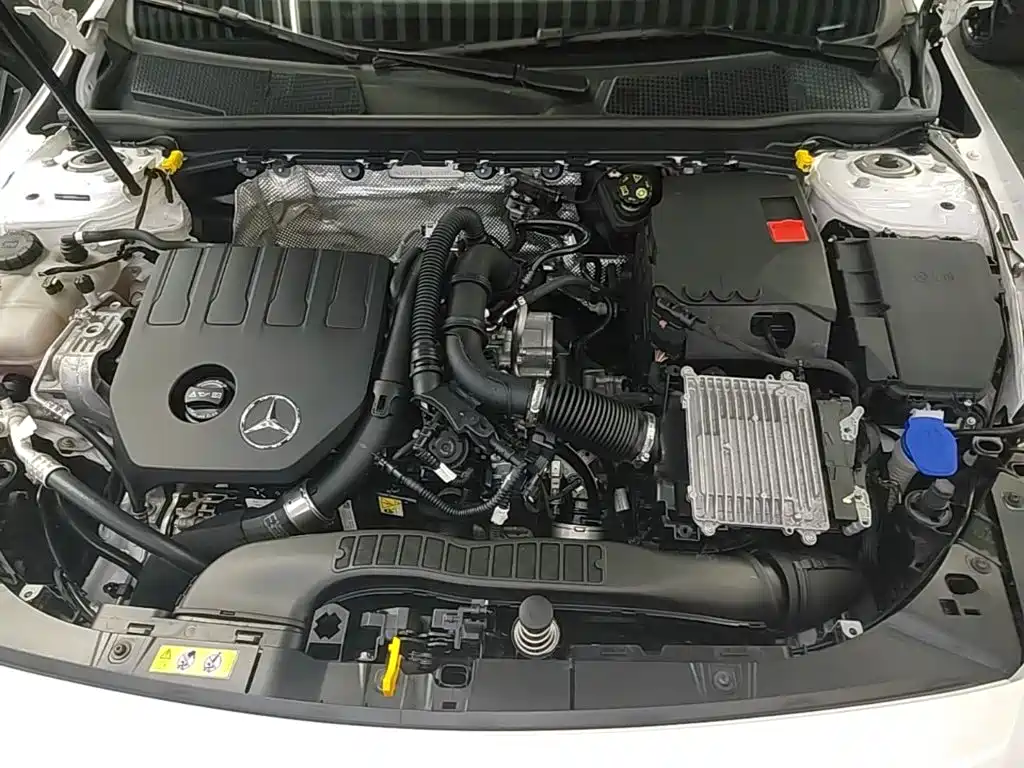 Mercedes-Benz CLA (Import) — фото 19