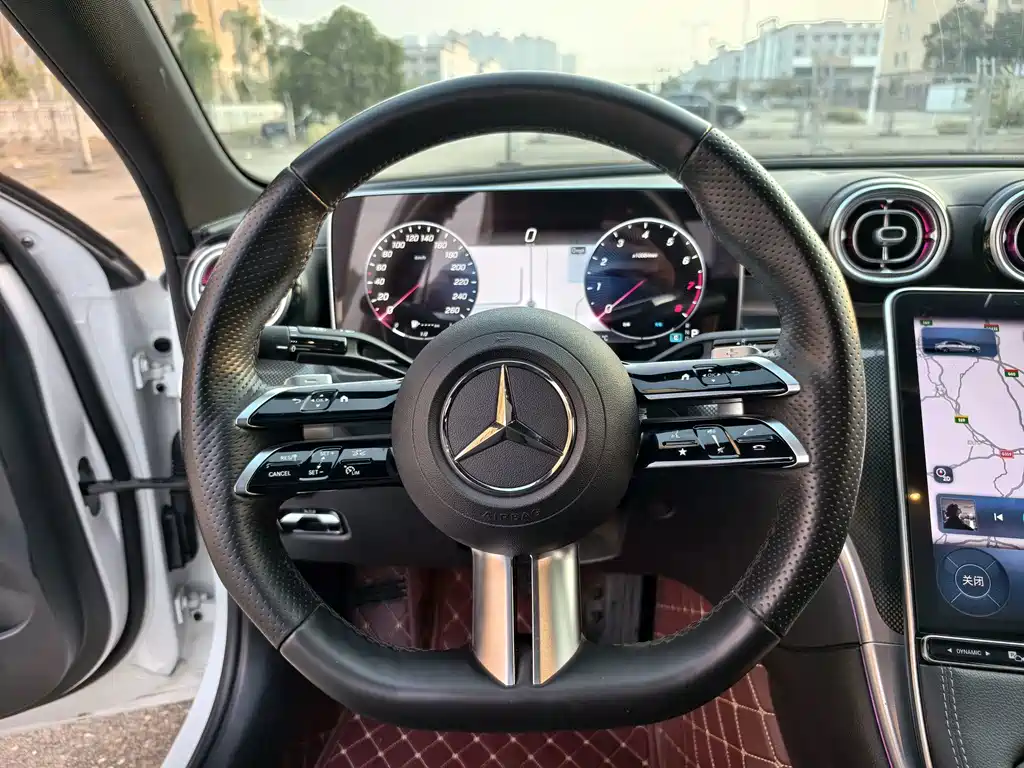 Mercedes-Benz C-Class — фото 10