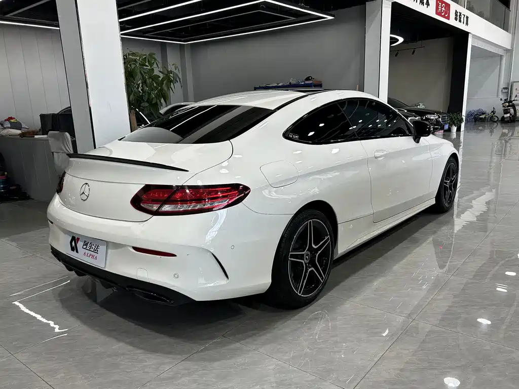 Mercedes-Benz C-Class (Import) — фото 4