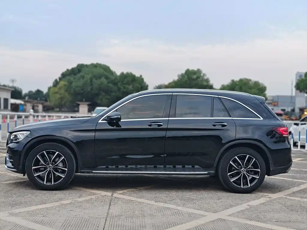 Mercedes-Benz GLC — фото 3