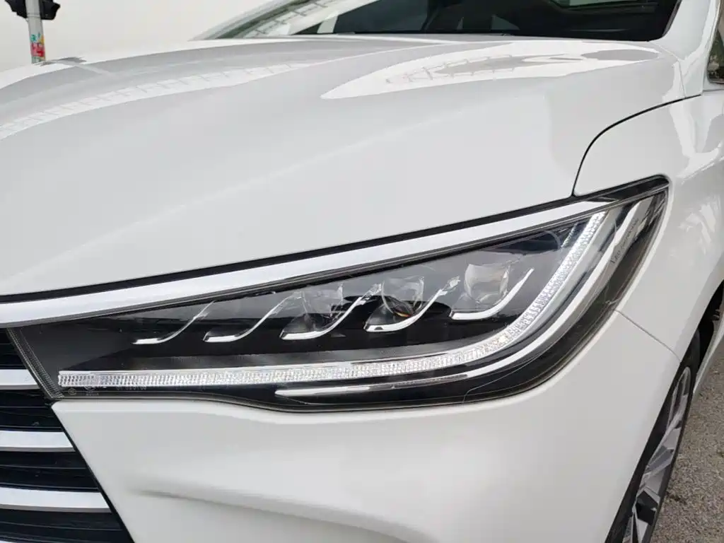 BYD MAX — фото 24