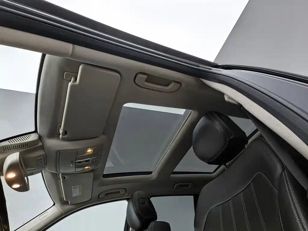 Mercedes-Benz GLE (Import) — фото 14
