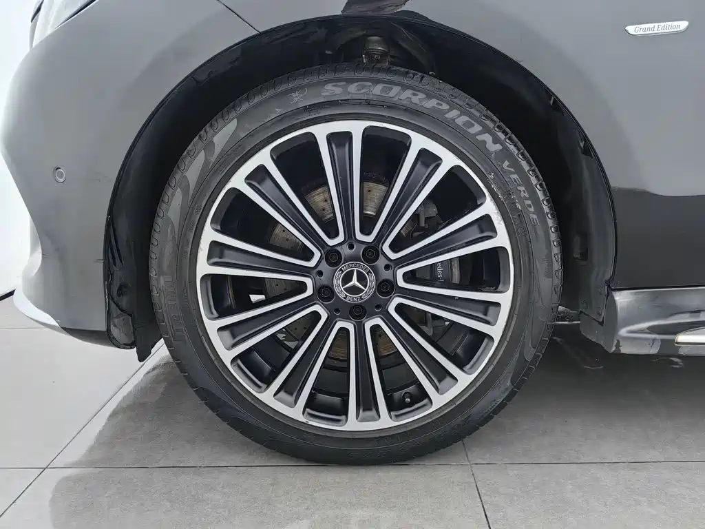 Mercedes-Benz GLE (Import) — фото 17