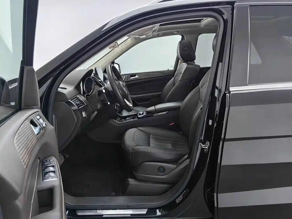Mercedes-Benz GLE (Import) — фото 10