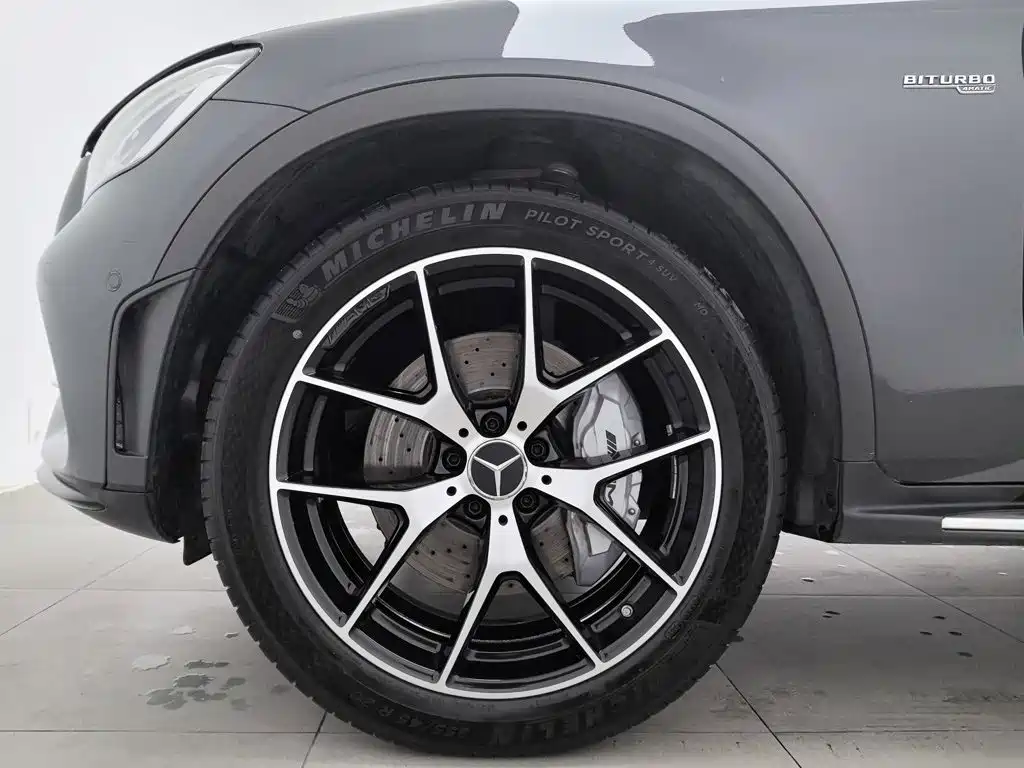 Mercedes-Benz GLC AMG — фото 17