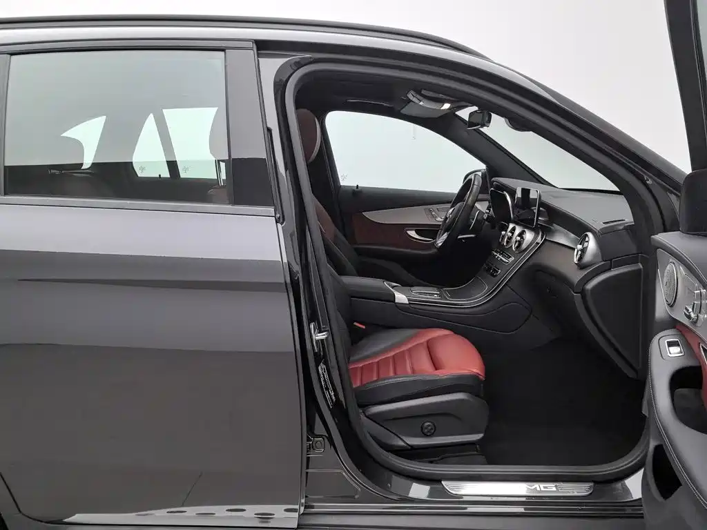 Mercedes-Benz GLC AMG — фото 23