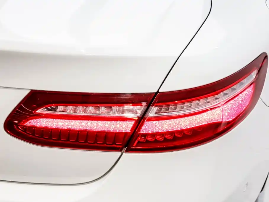 Mercedes-Benz E-Class (Import) — фото 24