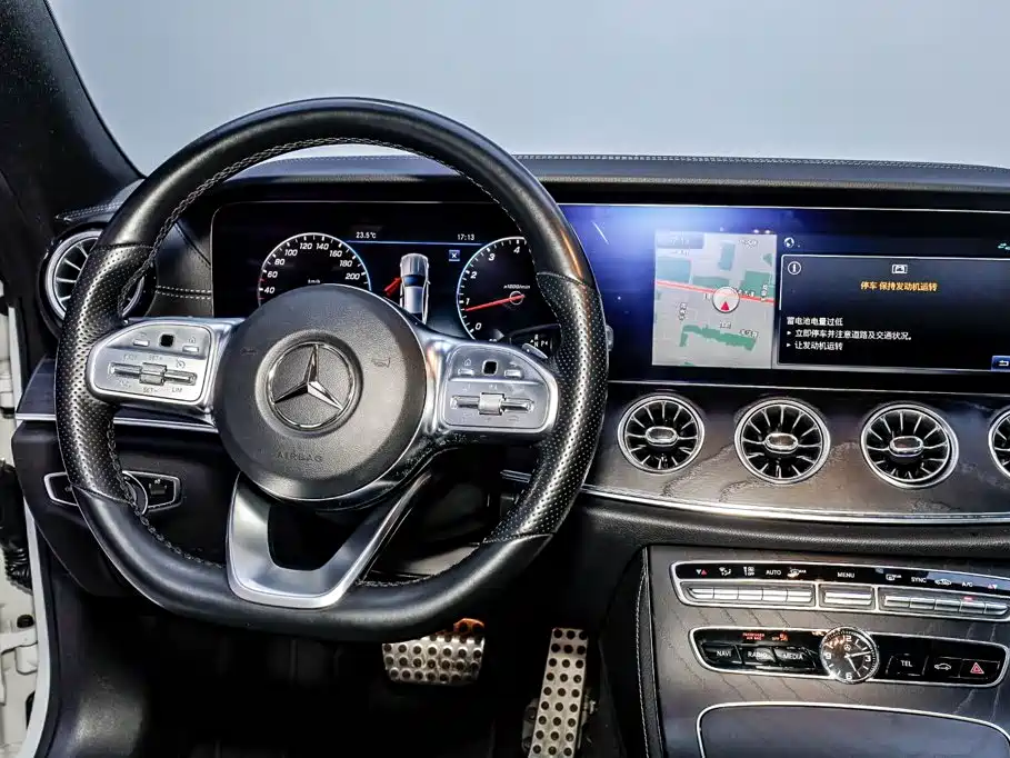 Mercedes-Benz E-Class (Import) — фото 11