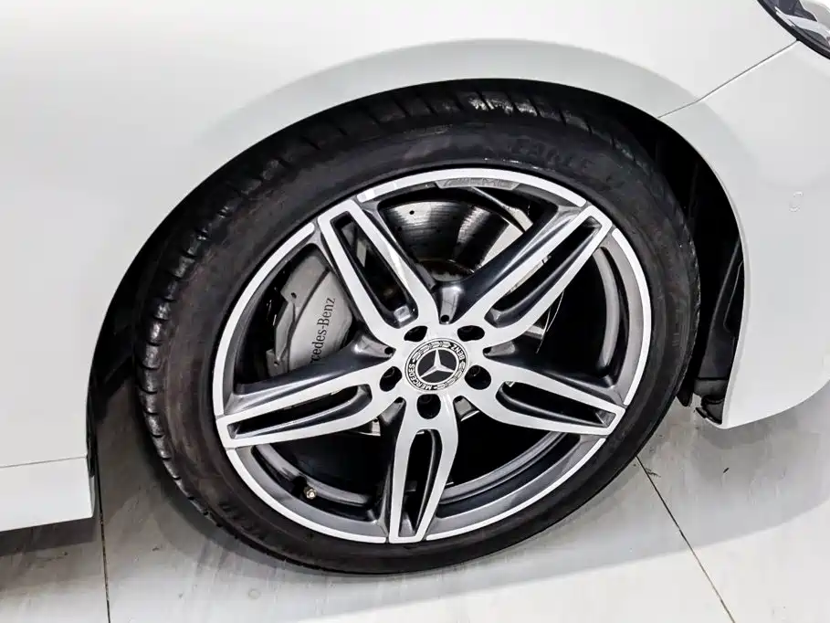Mercedes-Benz E-Class (Import) — фото 29