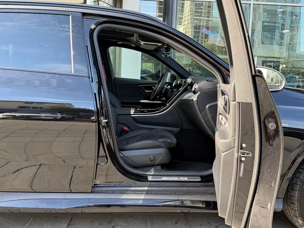 Mercedes-Benz GLC AMG — фото 14