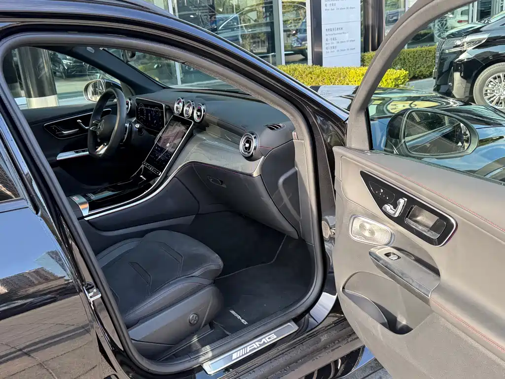 Mercedes-Benz GLC AMG — фото 15