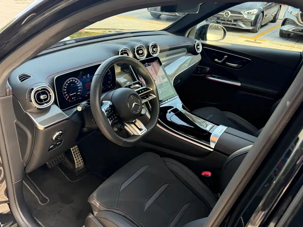 Mercedes-Benz GLC AMG — фото 10