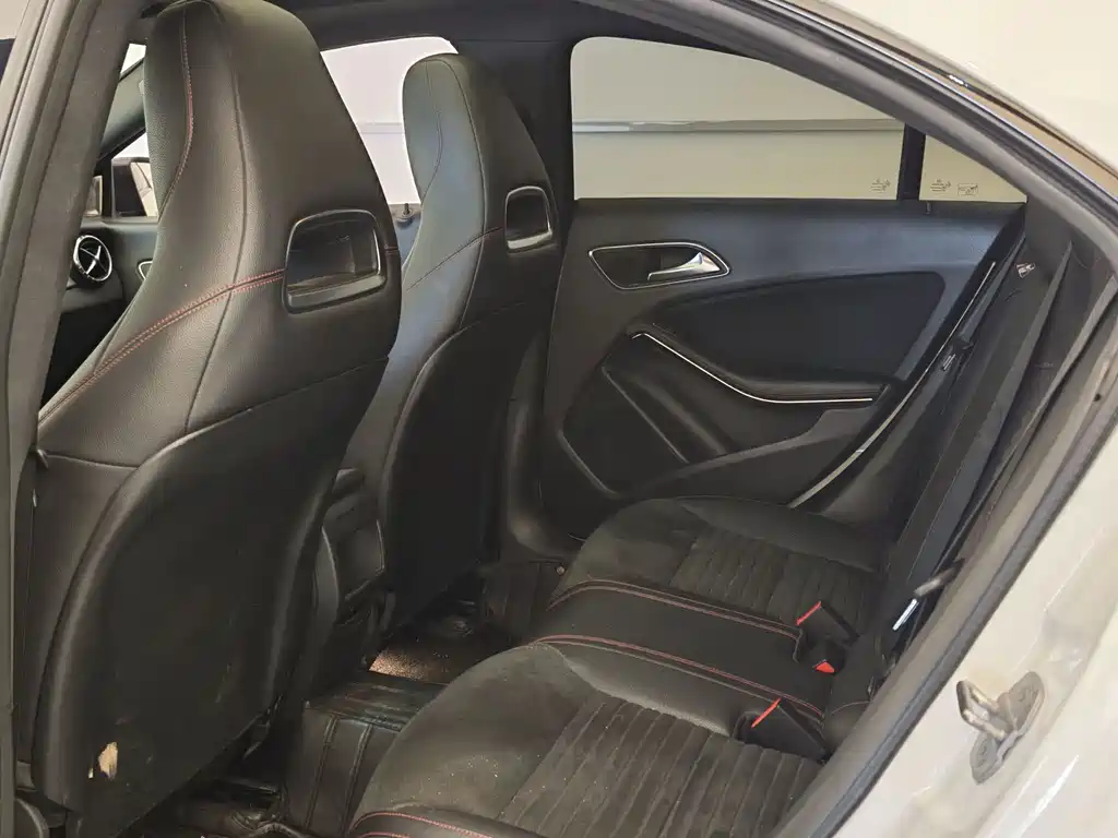 Mercedes-Benz CLA (Import) — фото 13