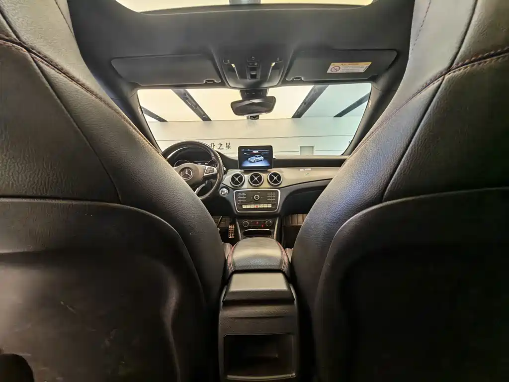 Mercedes-Benz CLA (Import) — фото 15