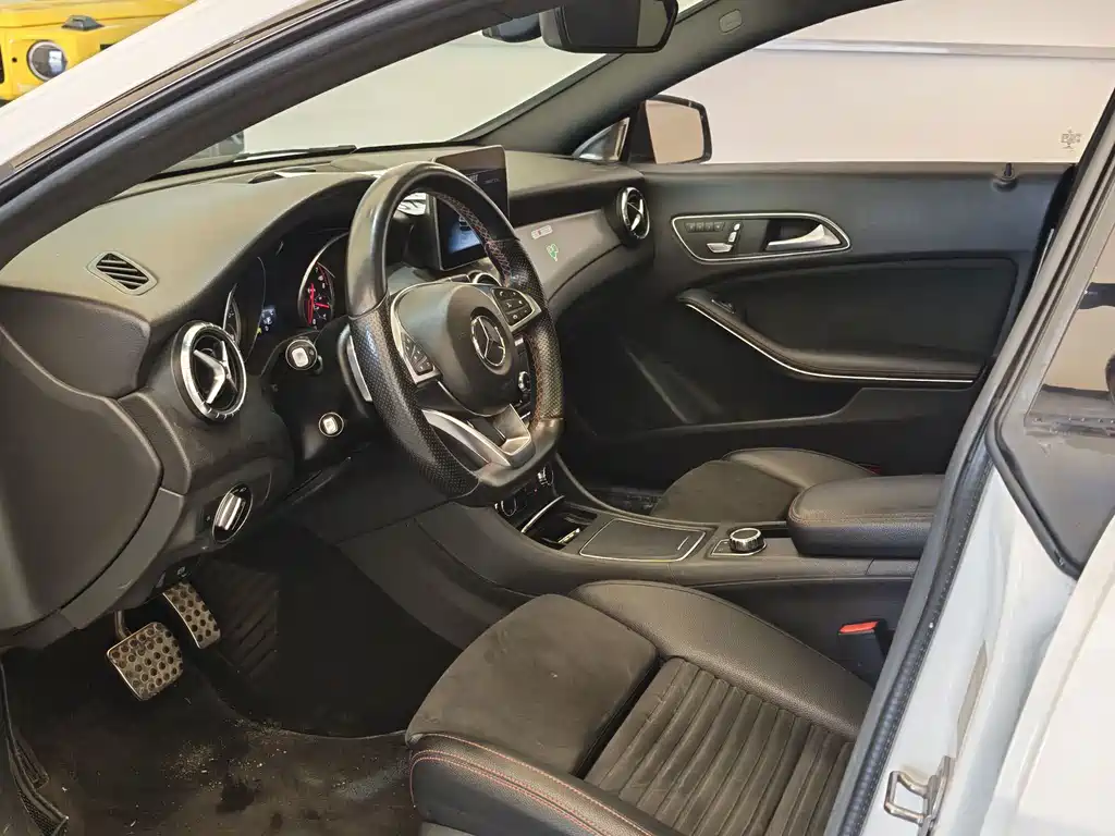 Mercedes-Benz CLA (Import) — фото 16