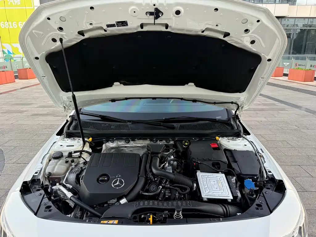 Mercedes-Benz CLA (Import) — фото 11