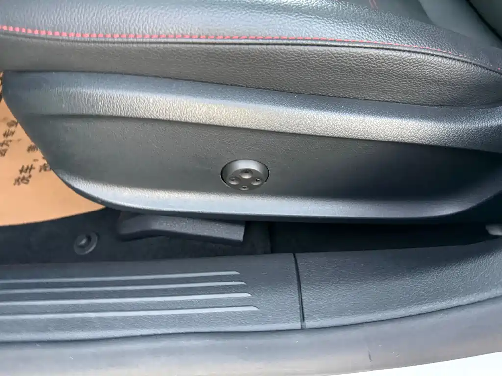 Mercedes-Benz CLA (Import) — фото 19