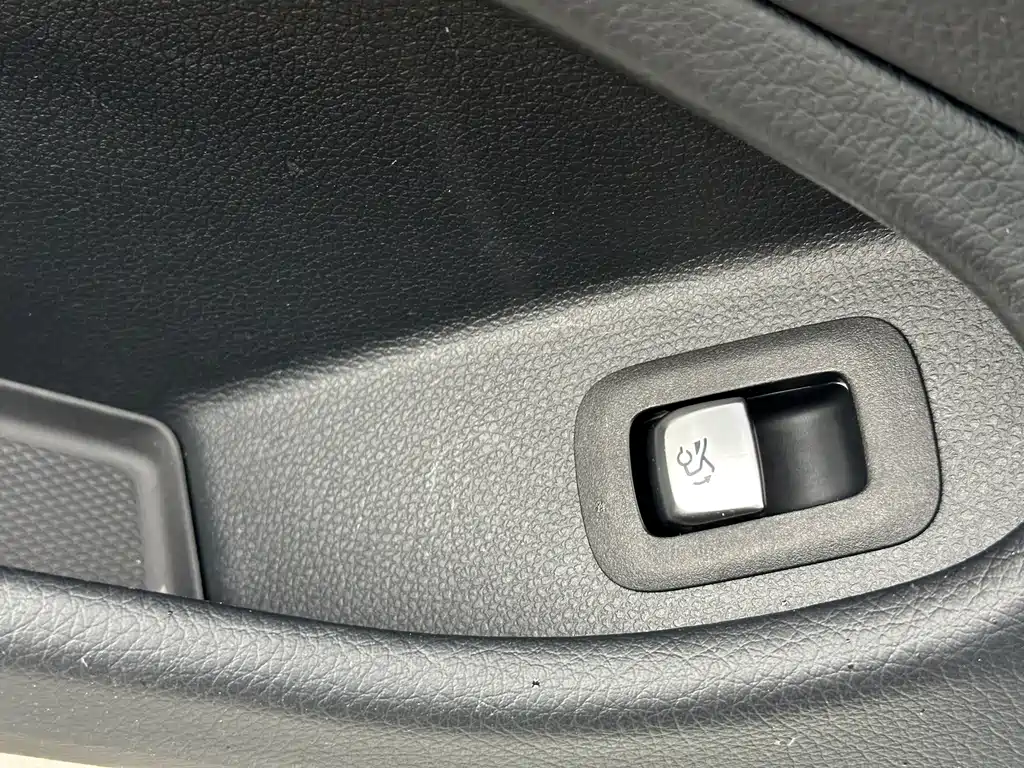 Mercedes-Benz C-Class (Import) — фото 18