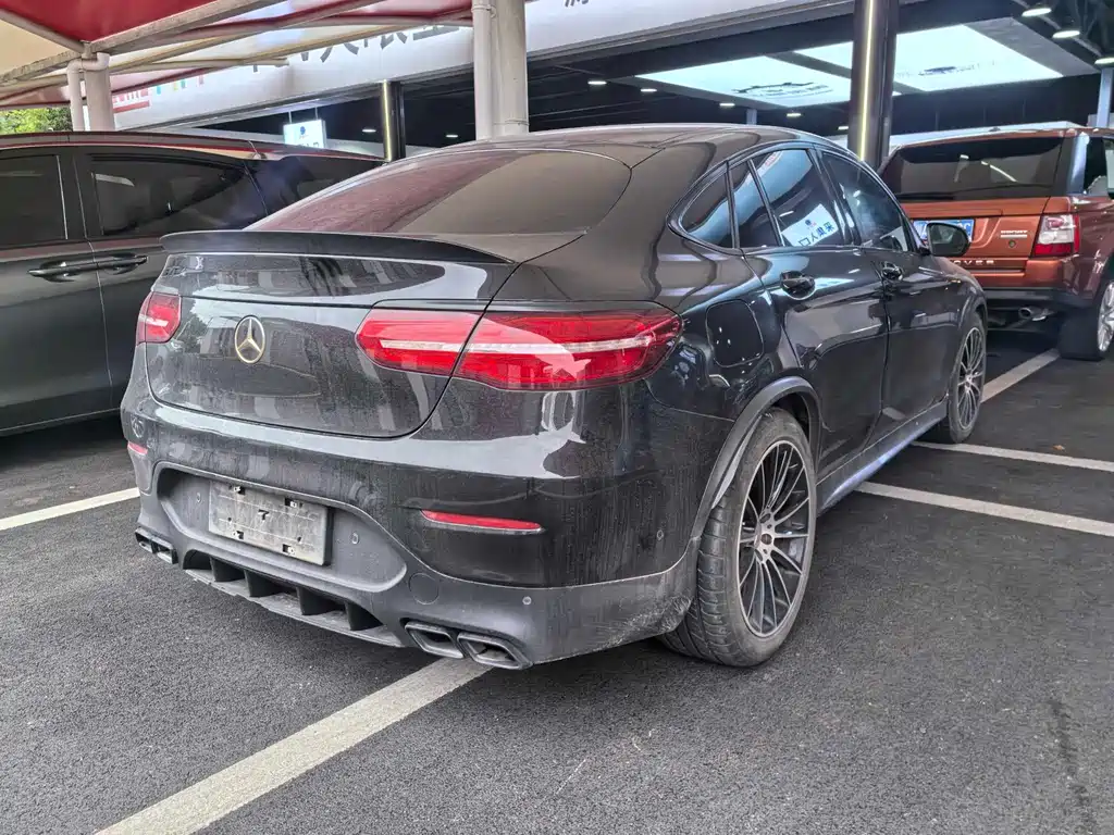 Mercedes-Benz GLC Coupe AMG — фото 9