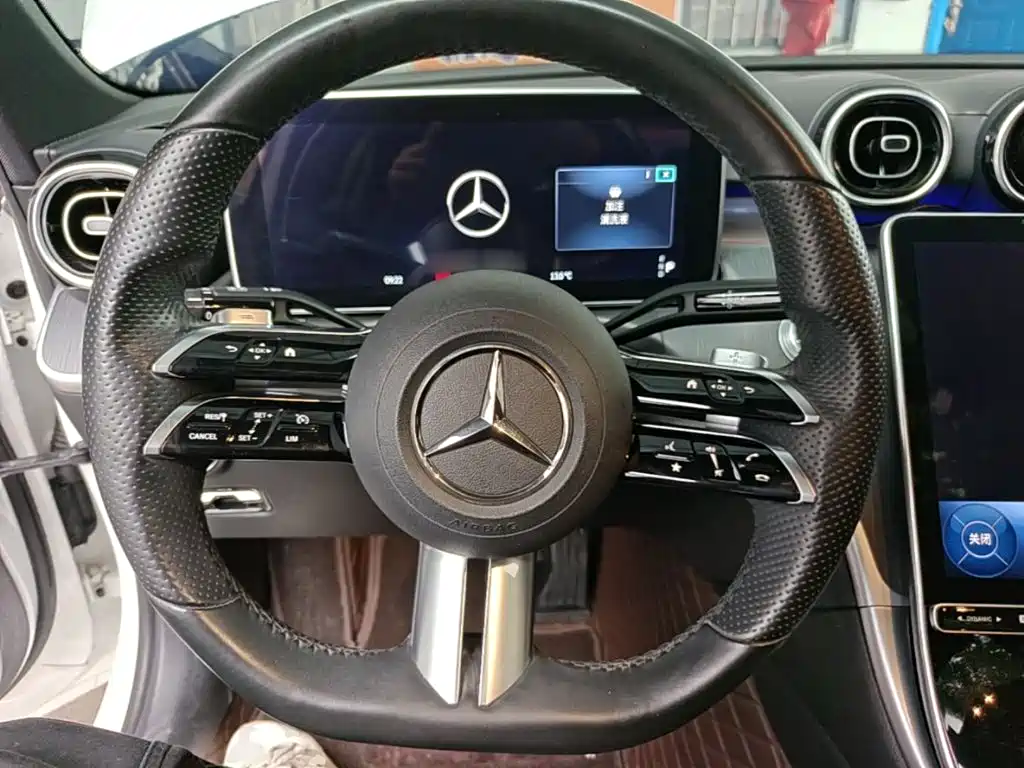 Mercedes-Benz C-Class — фото 10