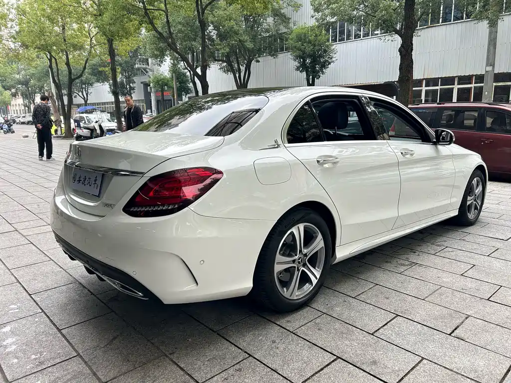 Mercedes-Benz C-Class — фото 13