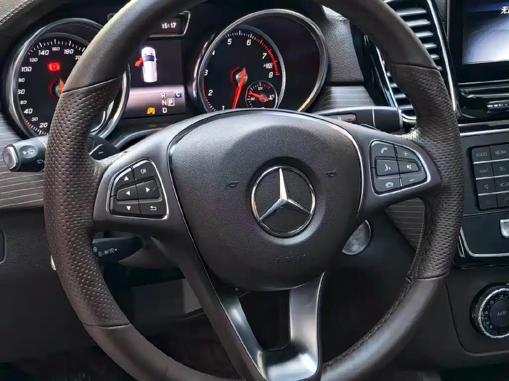 Mercedes-Benz GLE (Import) — фото 3
