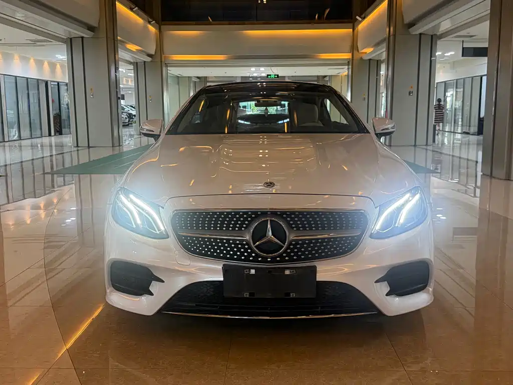 Mercedes-Benz E-Class (Import) — фото 2