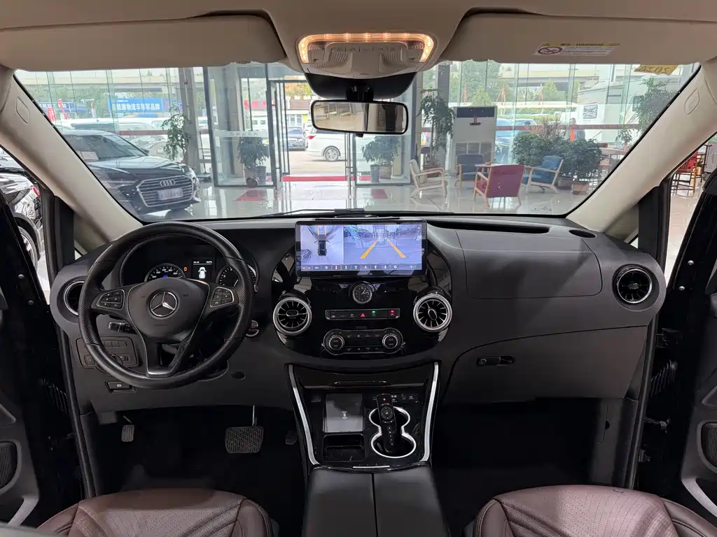 Mercedes-Benz Vito — фото 10
