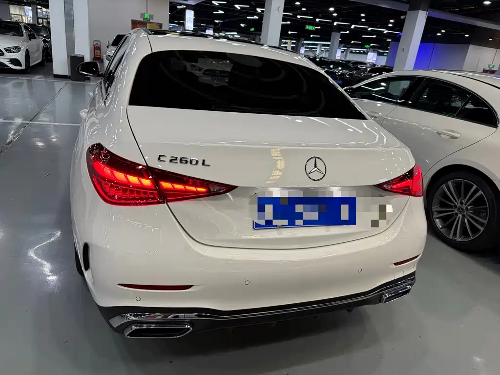 Mercedes-Benz C-Class — фото 19