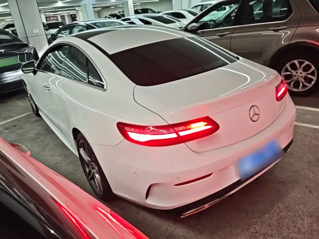 Mercedes-Benz E-Class (Import) — фото 4