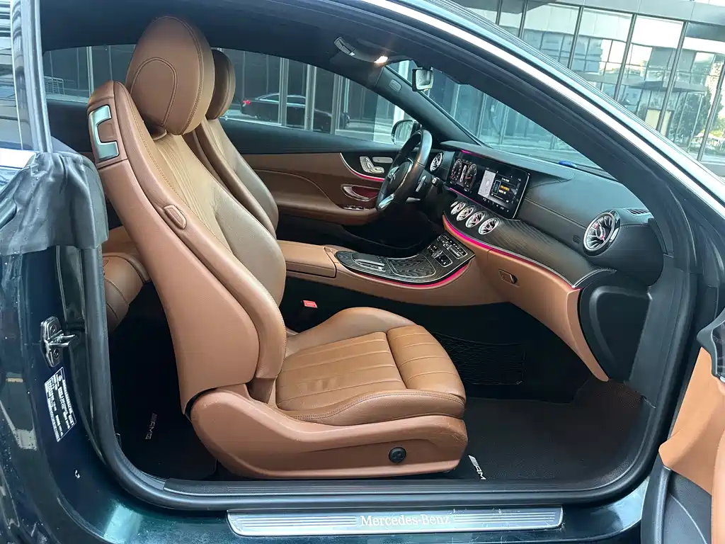 Mercedes-Benz E-Class (Import) — фото 11