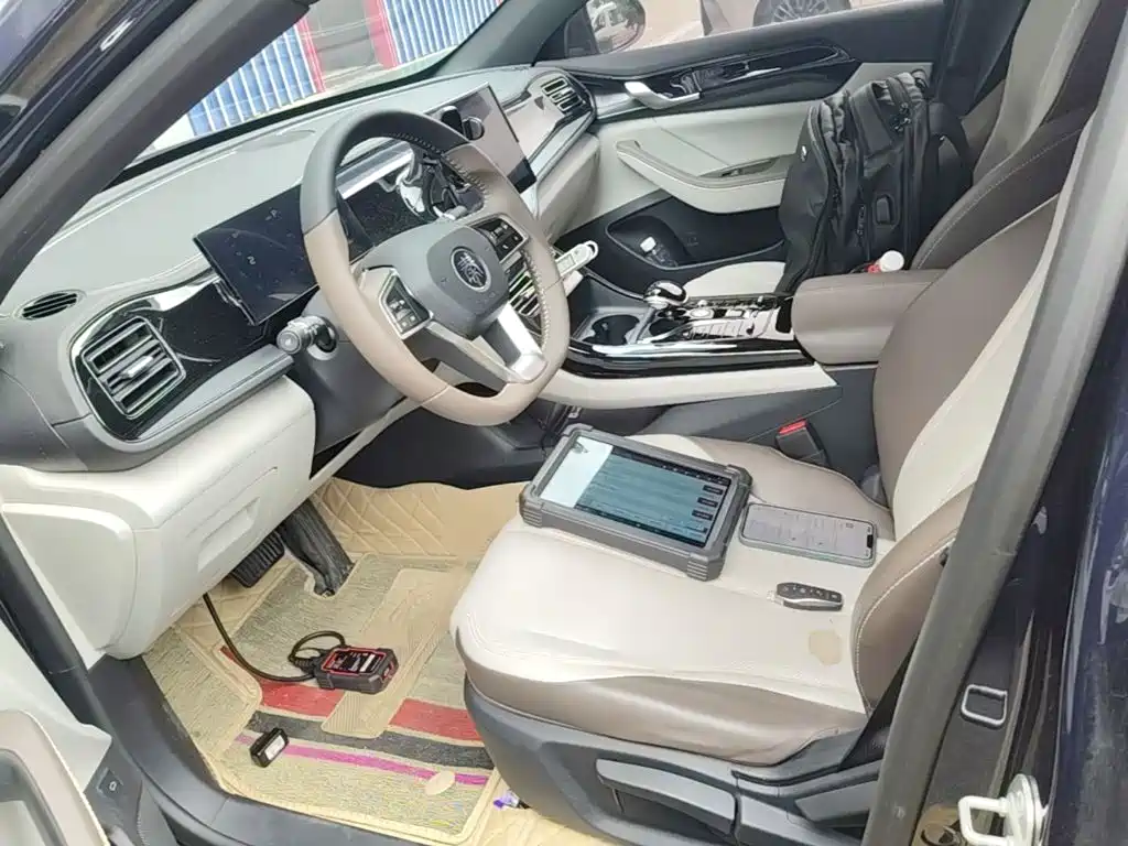 BYD Qin PLUS — фото 15